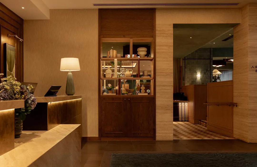Doubletree By Hilton London Victoria-1